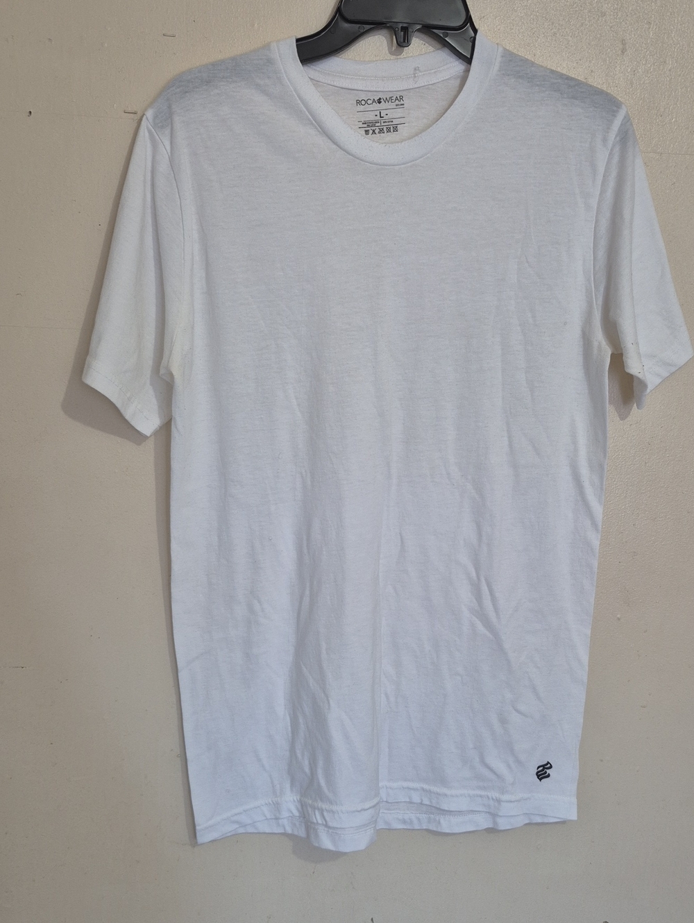Rocawear Men’s White Short Sleeve Crewneck Tee